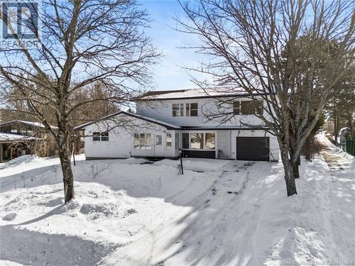 242 Stanley St, Fredericton, NB, E3B3A3 | Card Image