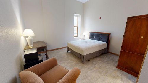 ensuite-210-542 Benson Avenue Sw, Willmar, MN, 56201 | Card Image