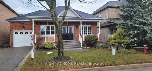 61 Palisade Cres, Richmond Hill, ON, L4S2H9 | Card Image