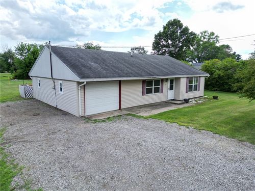 16 Franklin St, Bismarck, IL, 61814-5229 | Card Image