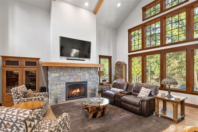 170 Rinky Dink Ln, House other with 5 bedrooms, 4 bathrooms and 3 parking in Cle Elum WA | Image 6