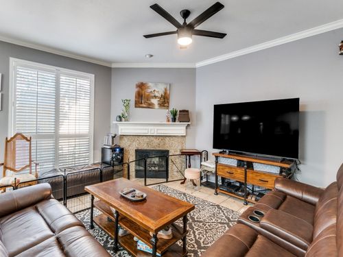 8417 Towneship Ln, Dallas, TX, 75243-8040 | Card Image
