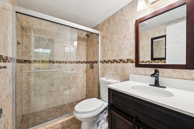 APT-114 - 5620 Sw 3 Rd Pl, Condo with 1 bedrooms, 1 bathrooms and null parking in Margate FL | Image 16