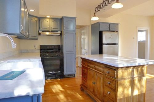 155 Oak St, Newton, MA, 02464-1442 | Card Image