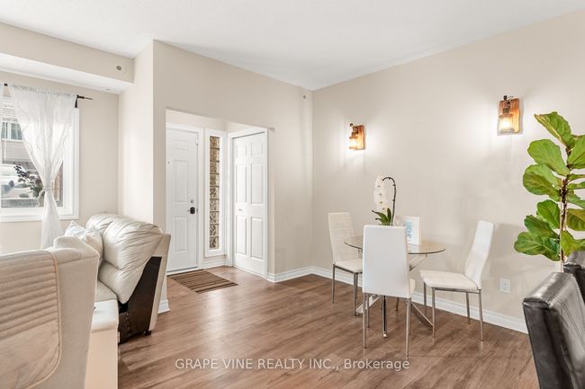 D - 165 Crestway Dr, Condo with 2 bedrooms, 2 bathrooms and null parking in Nepean ON | Image 8