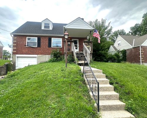 5578 Clearview Ave, Cincinnati, OH, 45248-3216 | Card Image