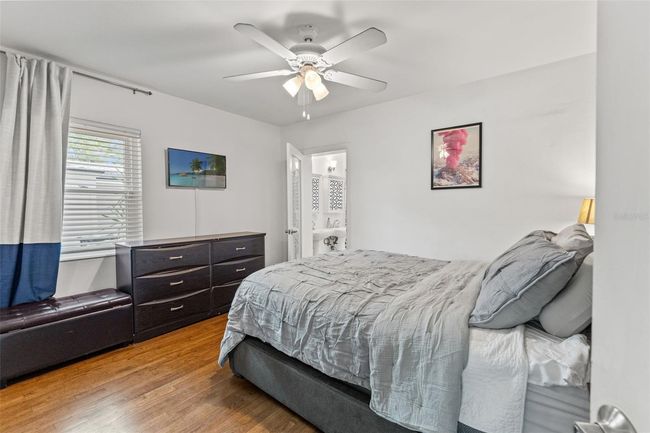 Primary Bedroom | Image 13