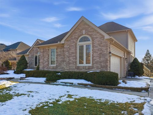 2832 Wakefield Dr, Canton, MI, 48188-6260 | Card Image