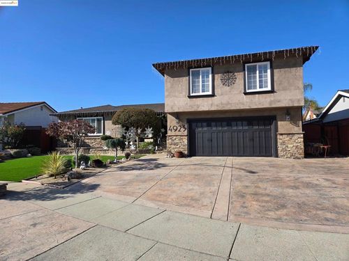 4925 New Ramsey Ct, San Jose, CA, 95136-2936 | Card Image