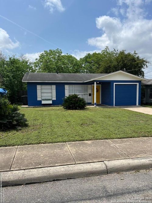 906 Nevada St, San Antonio, TX, 78203-1534 | Card Image