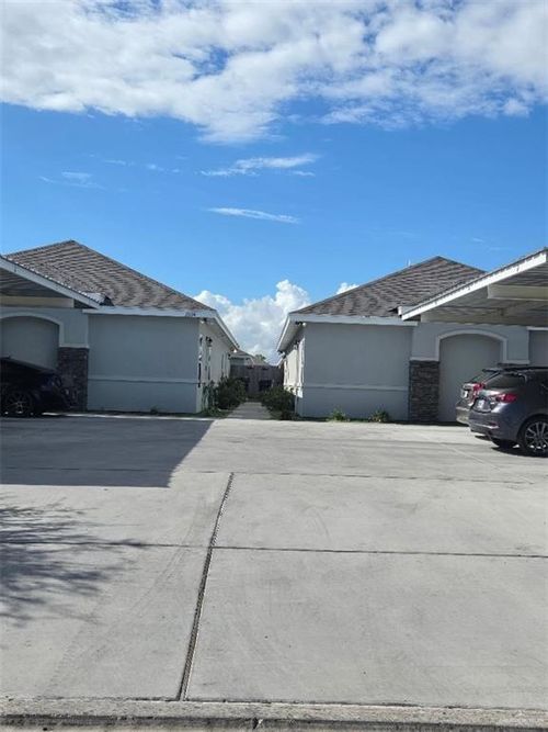 2104 Stauffer St, Weslaco, TX, 78596-2261 | Card Image