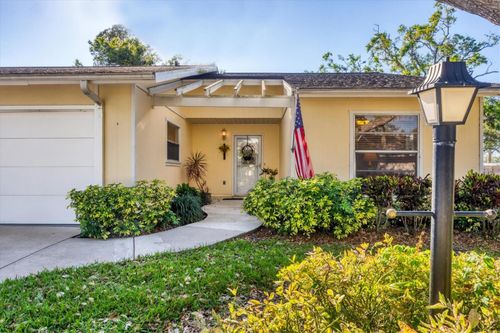 3174-4058 Oakhurst Dr, SARASOTA, FL, 34233-1444 | Card Image