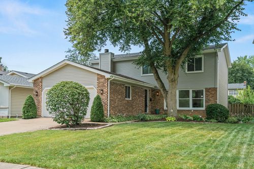 154 Newton Ave, Glen Ellyn, IL, 60137-5344 | Card Image