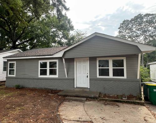 2009 Brown St, Little Rock, AR, 72204-4155 | Card Image