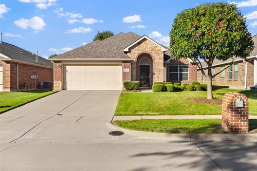 5124 Hidden Knolls Dr, Mckinney, TX, 75071-8328 | Card Image