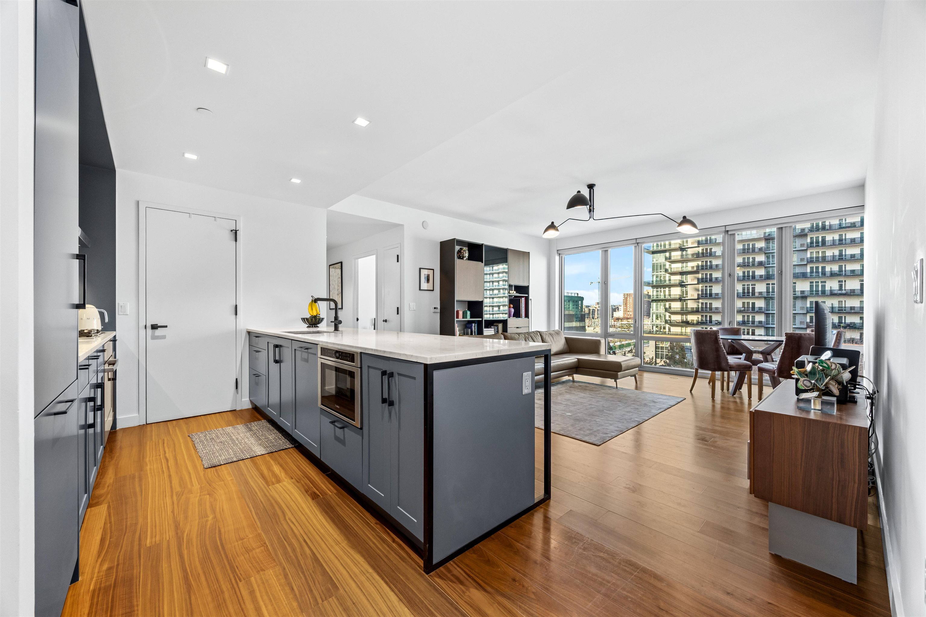 Residential in JC, Downtown 4