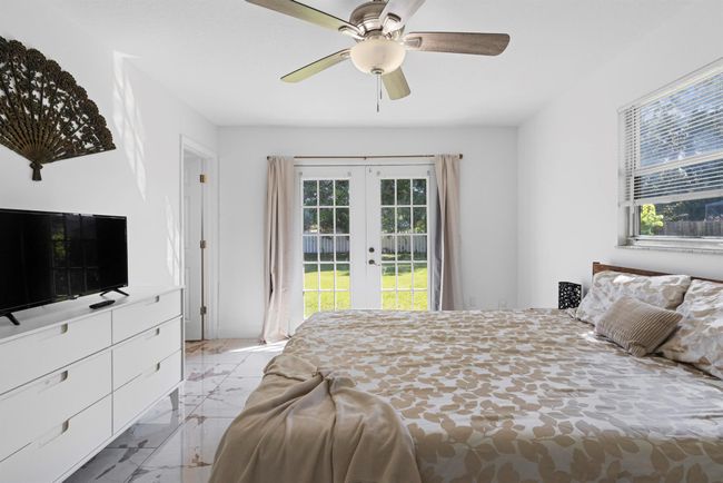 733 Se Academy Ln, House other with 2 bedrooms, 2 bathrooms and null parking in Port St. Lucie FL | Image 14