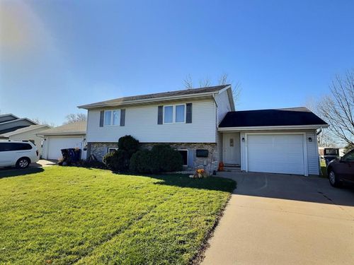 273 Wintergreen Drive, OMRO, WI, 54963 | Card Image