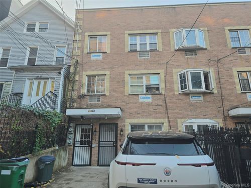 2529A Grand Ave, Bronx, NY, 10468-4246 | Card Image