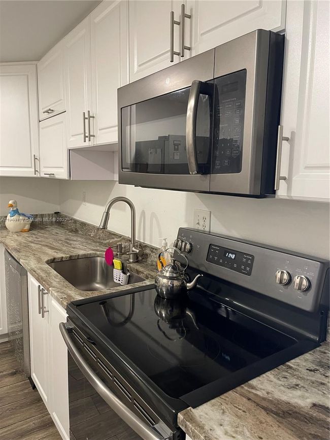 APT-105 - 6451 N University Dr, Condo with 2 bedrooms, 2 bathrooms and null parking in Tamarac FL | Image 31