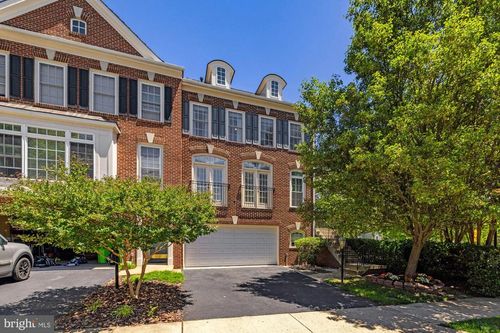 19144 Rocky Crest Ter, LEESBURG, VA, 20176-3805 | Card Image