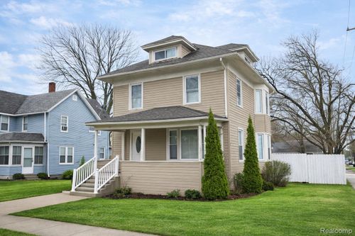 101 N Johnson St, Pontiac, MI, 48341-1329 | Card Image