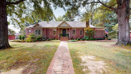 213 W Main St, Halls, TN, 38040-1526 | Card Image