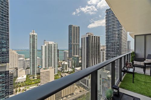 apt-3502-45 Sw 9th St, Miami, FL, 33130-3984 | Card Image