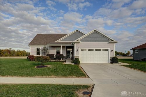 13 Harvest Dr, Arcanum, OH, 45304-8207 | Card Image