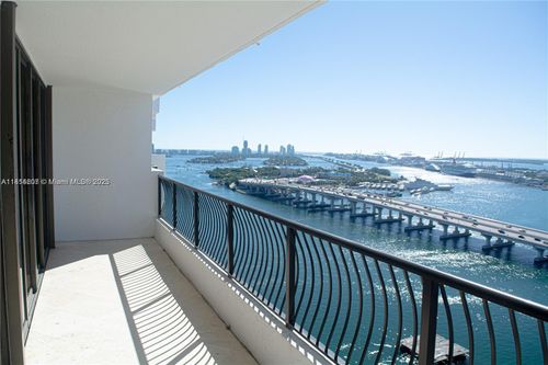 apt-29h-555 Ne 15th St, Miami, FL, 33132-1432 | Card Image