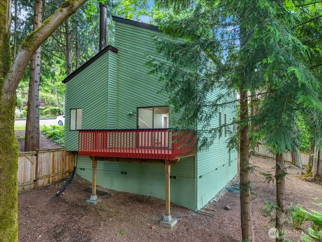 livingroom deck | Image 34