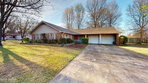 209 Clearview Dr, Newbern, TN, 38059-1401 | Card Image