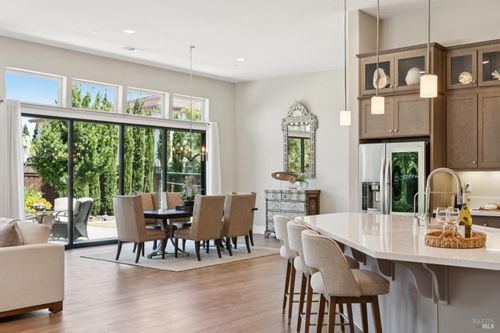 150 Luke Dr, Napa, CA, 94558-6726 | Card Image