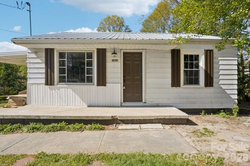 1424 Ware Ave, Gastonia, NC, 28052-1929 | Card Image