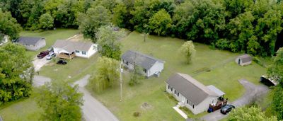 114 Cherokee Trl, House other with 3 bedrooms, 1 bathrooms and null parking in Shelbyville TN | Image 3