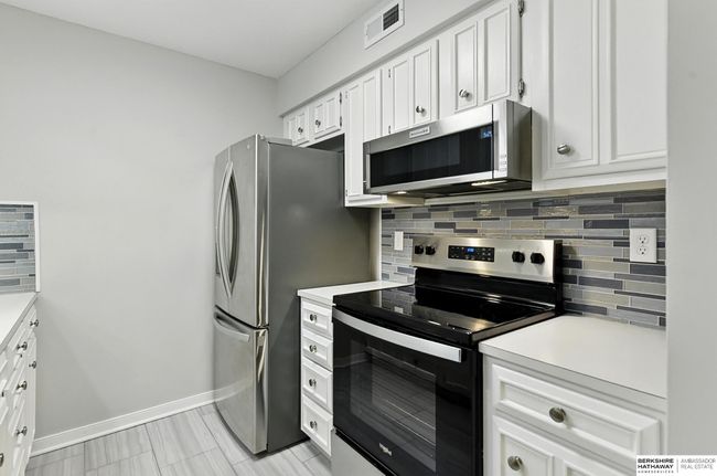APT-124C - 12727 W Dodge Rd, Condo with 2 bedrooms, 2 bathrooms and 1 parking in Omaha NE | Image 13