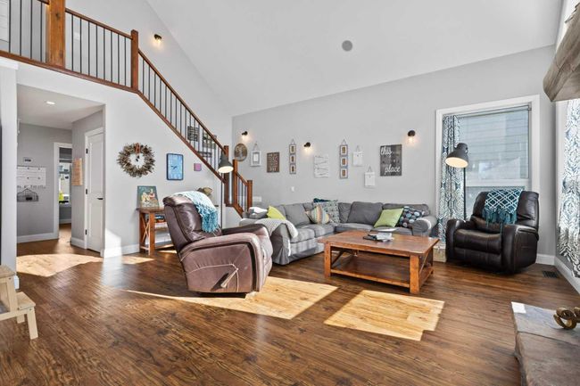 7039 - 35468 Range Road 30, House other with 3 bedrooms, 3 bathrooms and 4 parking in Red Deer County AB | Image 12