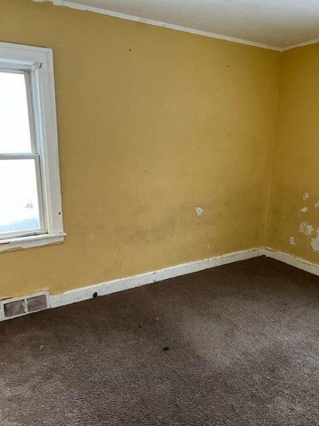 16250 Ardmore St, House other with 3 bedrooms, 1 bathrooms and null parking in Detroit MI | Image 6