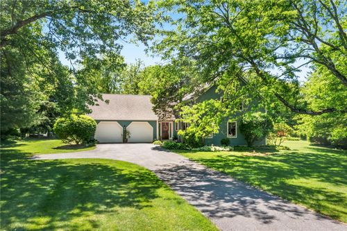 5865 Limeport Pike, Coopersburg, PA, 18036-9100 | Card Image
