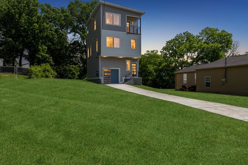 237 Warrior Rd, Madison, TN, 37115-4227 | Card Image