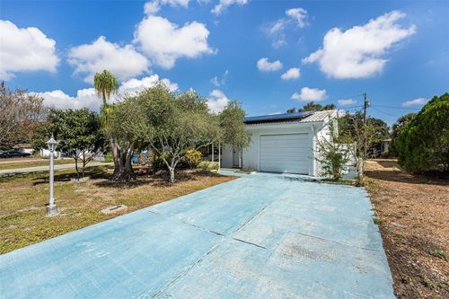 2066 High Ridge Dr, CLEARWATER, FL, 33763-1310 | Card Image