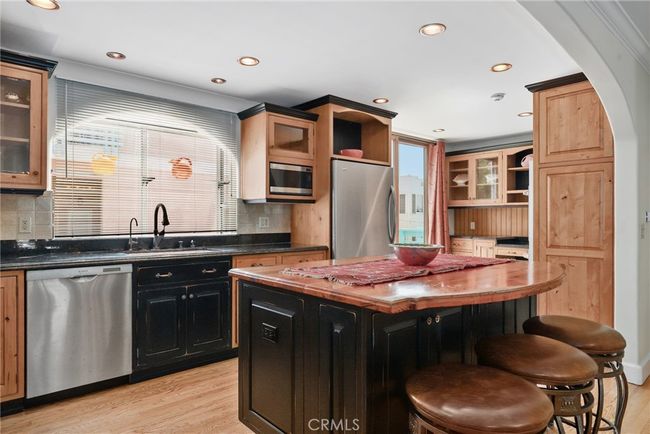 1 - 510 Catalina Ct, Condo with 3 bedrooms, 3 bathrooms and 2 parking in Manhattan Beach CA | Image 14