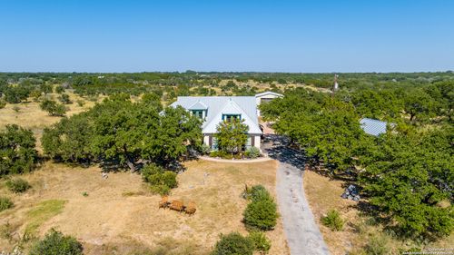 544 River View Dr, Johnson City, TX, 78636-4816 | Card Image