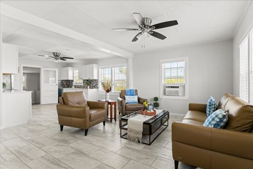 115 N Byers, Port O Connor, TX, 77982-2038 | Card Image