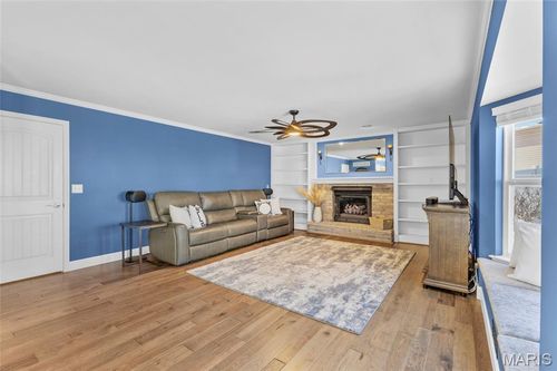 36 Quakers Pl, O Fallon, MO, 63366-8446 | Card Image