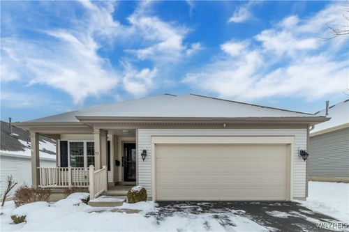 53 Blossom Wood Ln, Cheektowaga, NY, 14227-3389 | Card Image