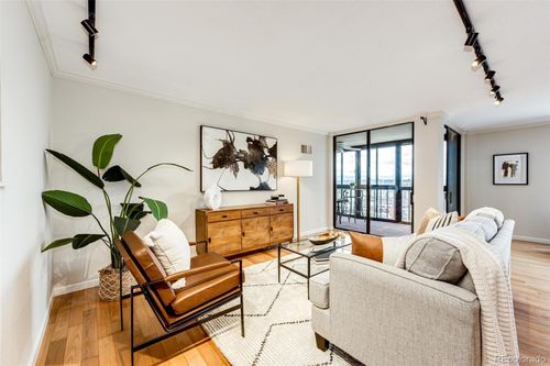 1702-1551 Larimer Street, Denver, CO, 80202 | Card Image