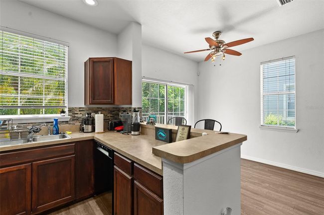 9108 Moonlit Meadows Loop, Townhouse with 2 bedrooms, 3 bathrooms and null parking in RIVERVIEW FL | Image 15