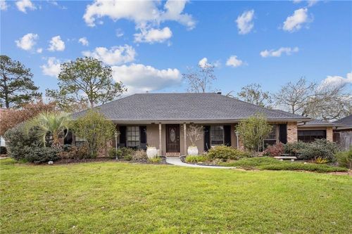 834 Cross Gates Blvd, Slidell, LA, 70461-4104 | Card Image