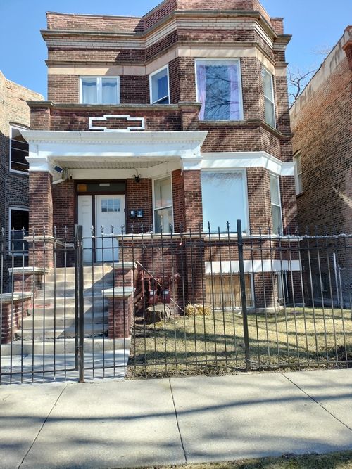 1-5725 S Green St, Chicago, IL, 60621-2227 | Card Image